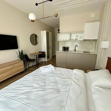 Nova Concierge Aparthotel 巴统 客房 照片