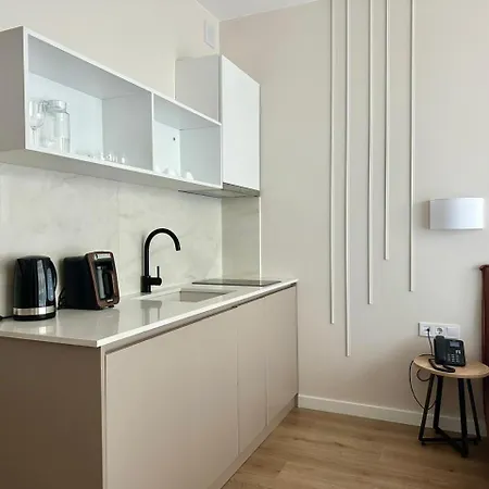 Nova Concierge Aparthotel 巴统 客房 照片