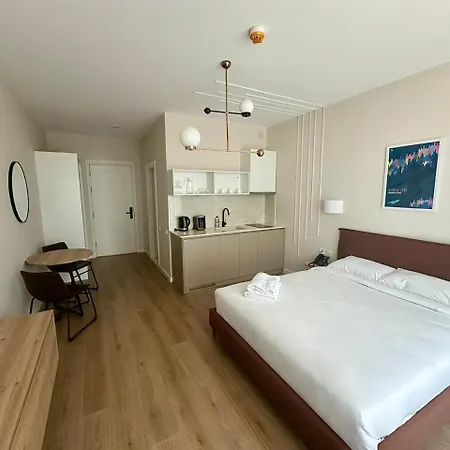 Nova Concierge Aparthotel 巴统 客房 照片