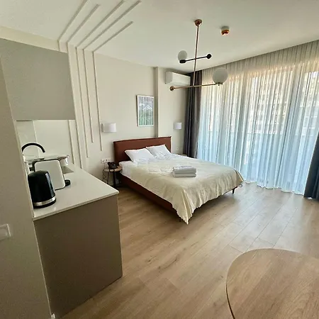 Nova Concierge Aparthotel 巴统 外观 照片