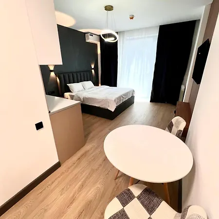 Nova Concierge Aparthotel 巴统 外观 照片