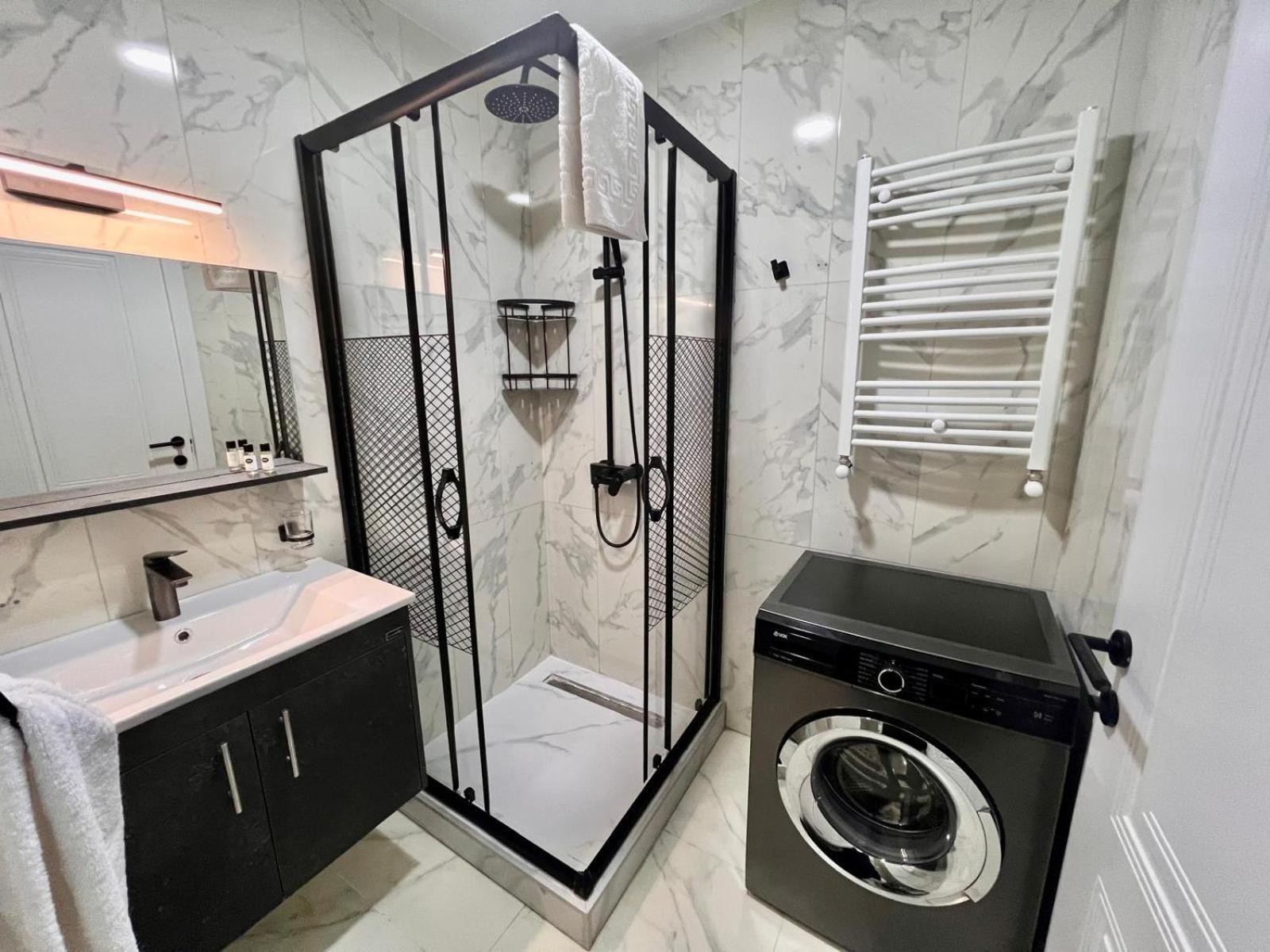 Nova Concierge Aparthotel 4*